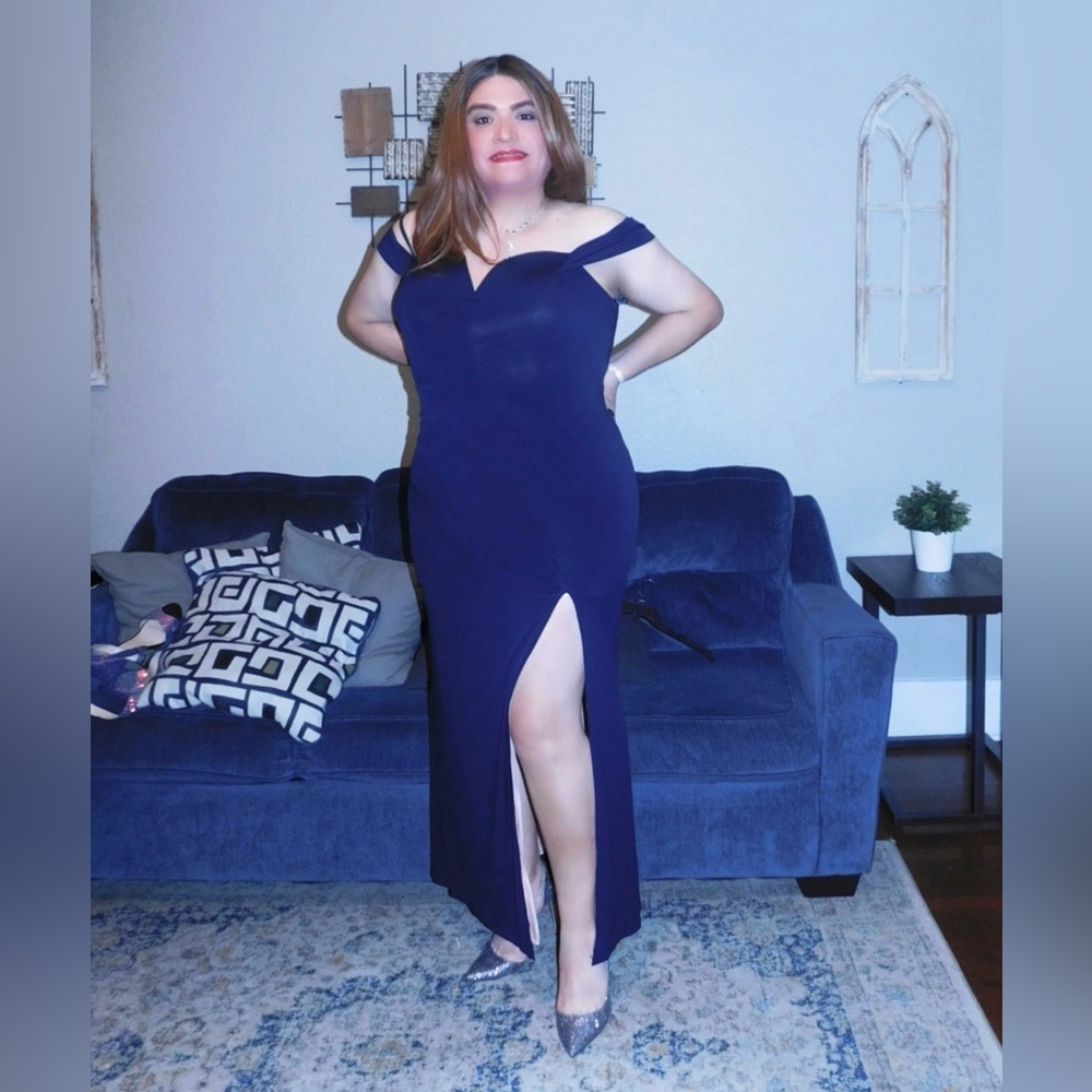 City Studio 20W Navy/Rose floor length dress